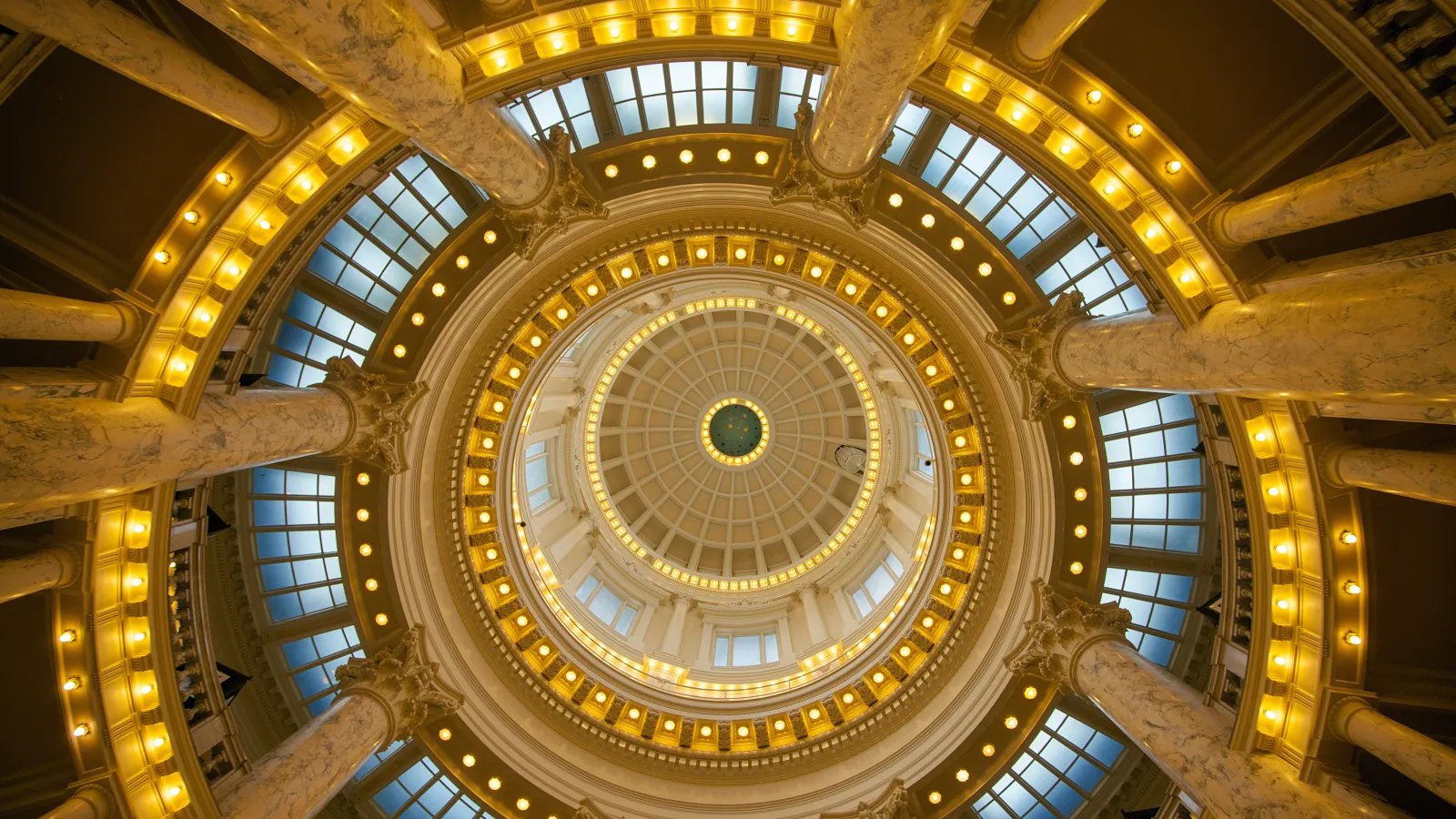 A view of the Idaho Capitol rotunda from below