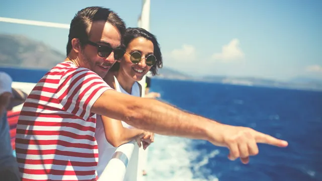 couple on cruise ship