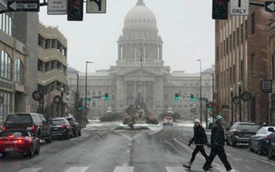 This Week’s Bills: Guns in Schools (Again), Union Busting, Cellphones